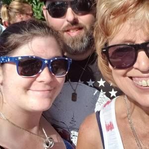 Meet your Posher, Debra